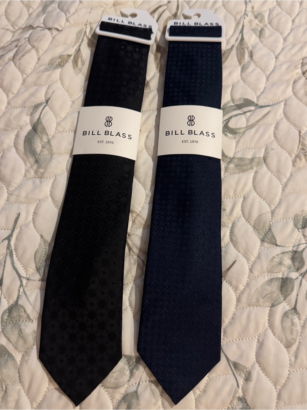 New with Tags (NWT) Bill Blass Men's Necktie 2-Pack